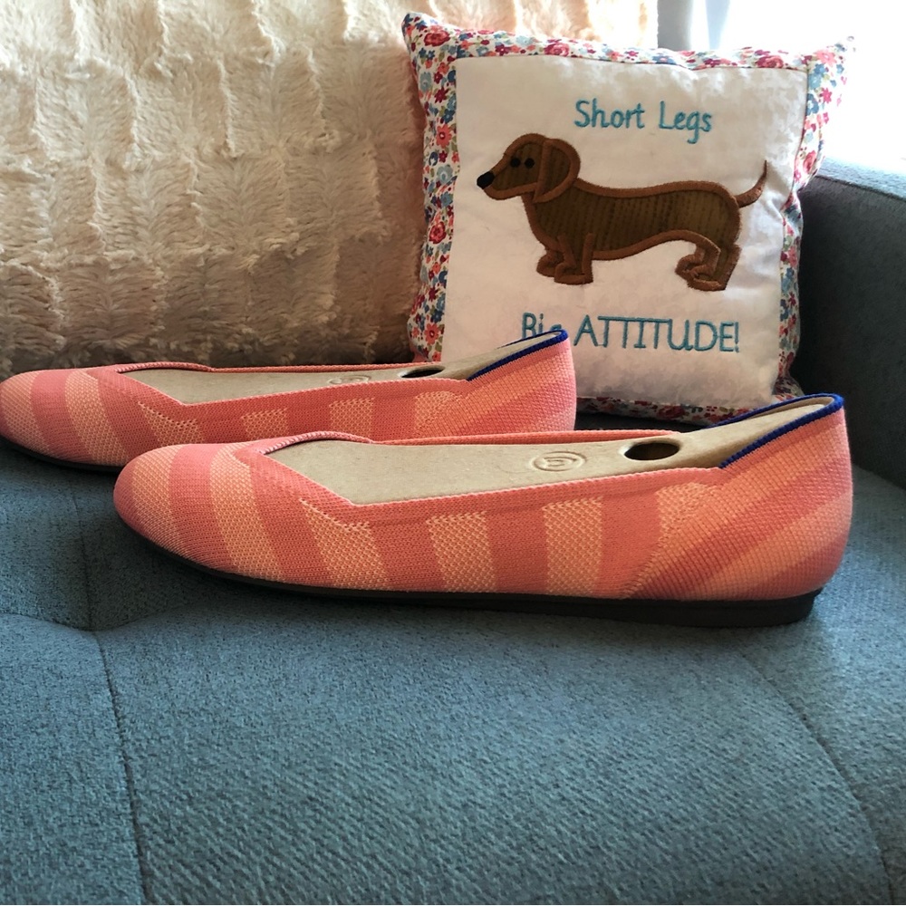 Brand New Rothys Macaroon Flats